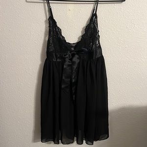 Victoria’s Secret Black Sheer Pleated W/ Lace Cups Size M